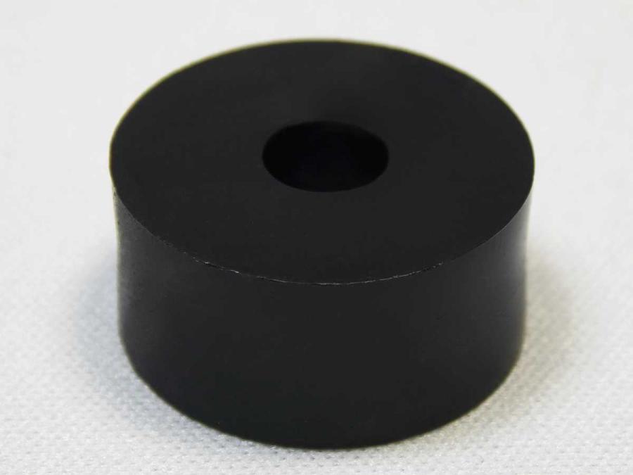 Abstandhalter schwarz aus Kunststoff