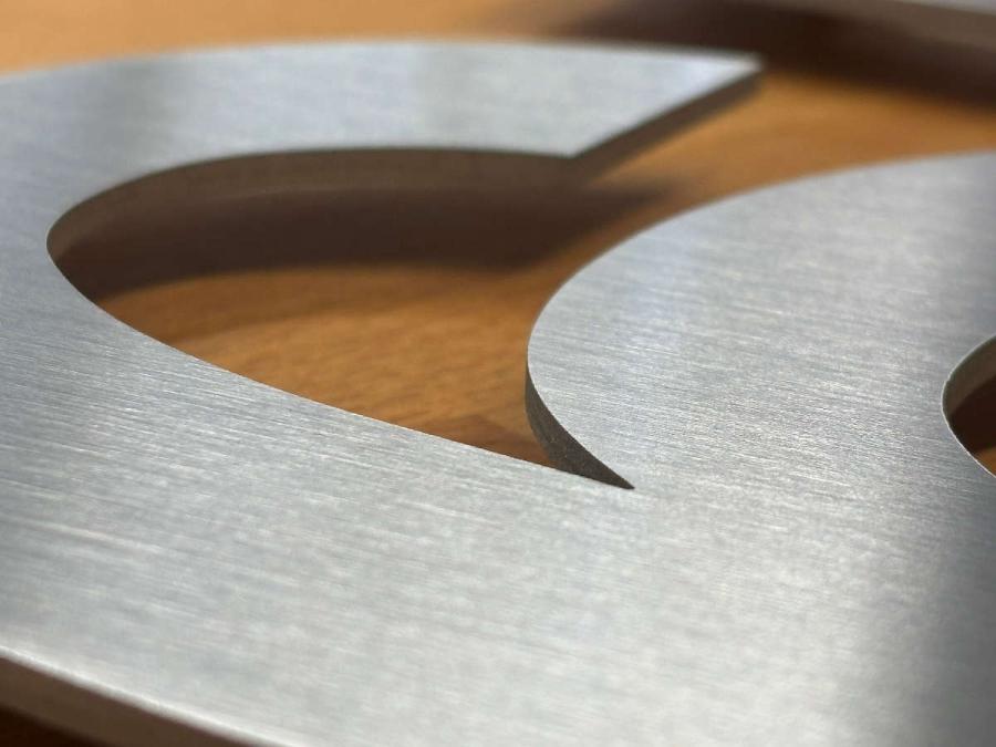 Edelstahlhausnummer Detail