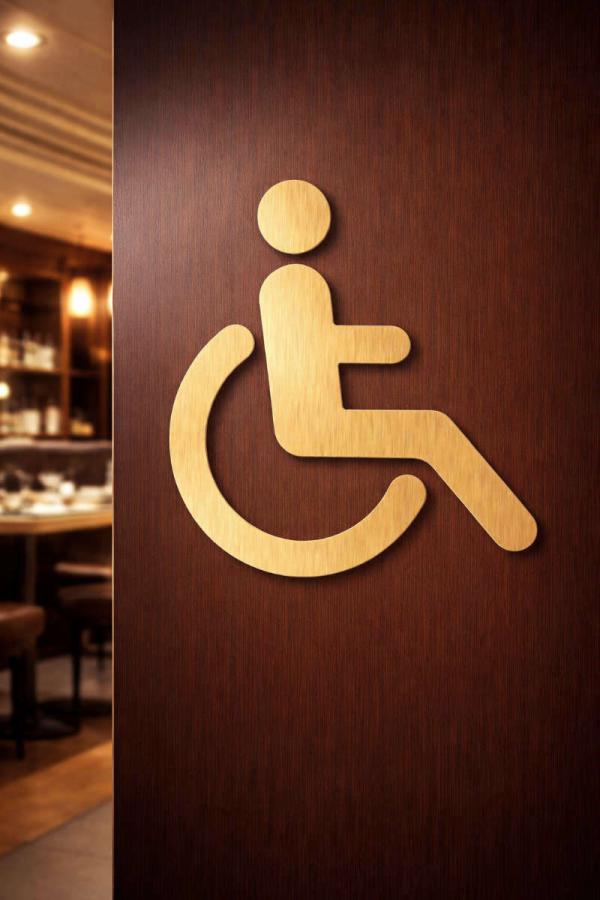 Preview: WC Piktogramm barrierefrei modern Messing 150 mm hoch