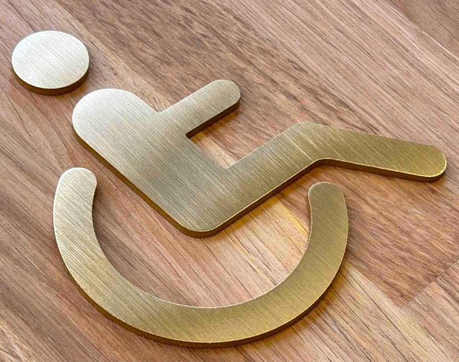 Preview: WC Schild barrierefrei, zeitlos und modern