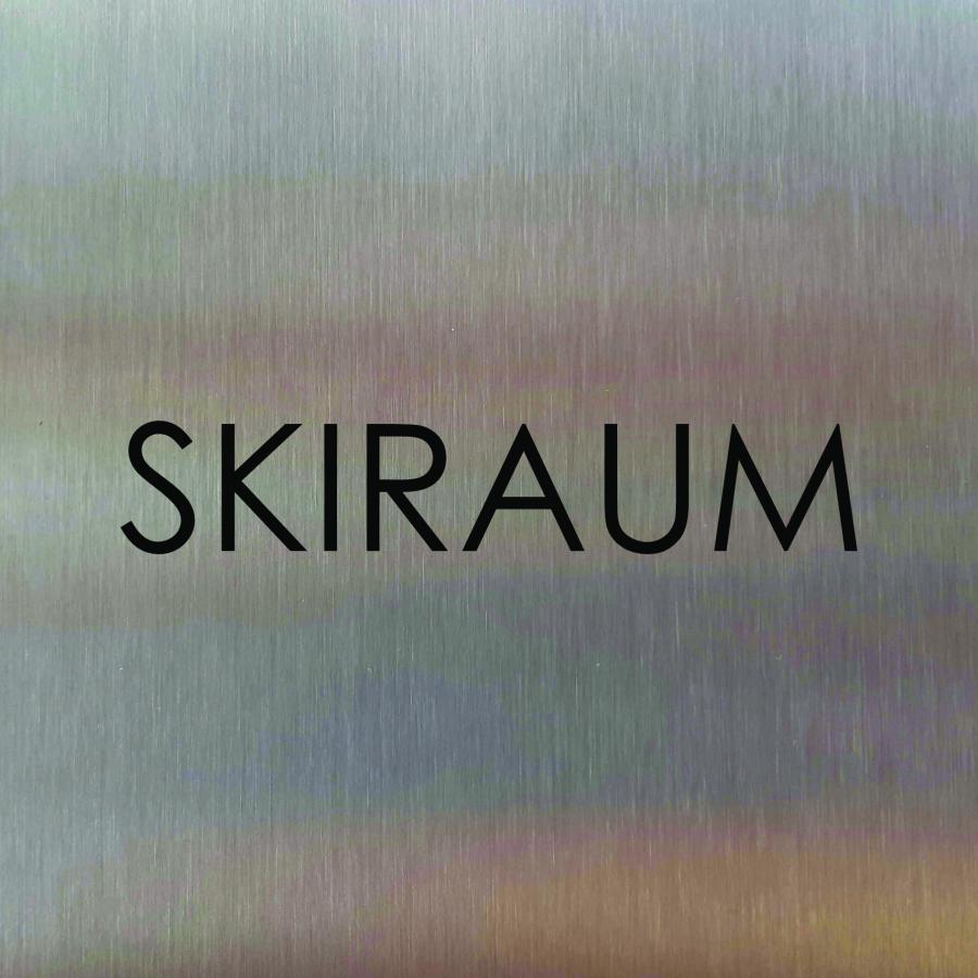 Türschild aus Edelstahl für Hotels und Gastro