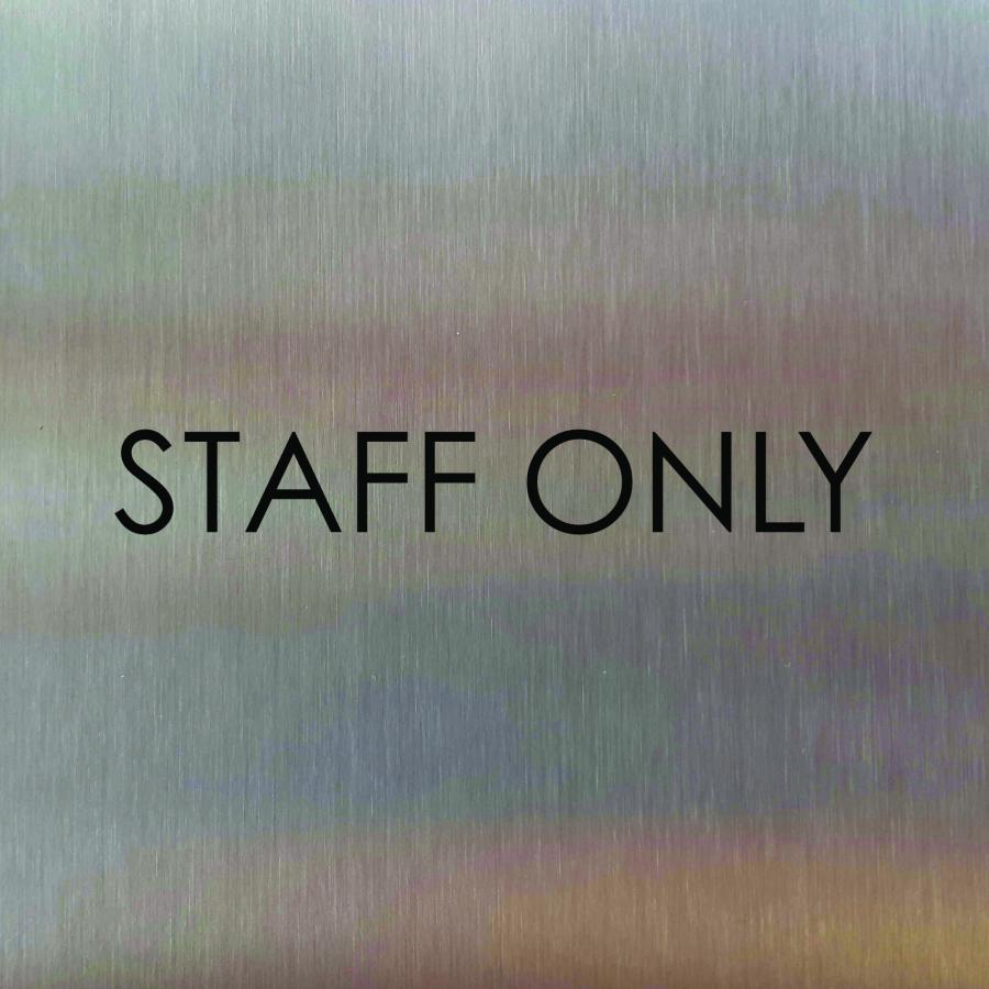 Türschild aus Edelstahl für Hotels und Gastro