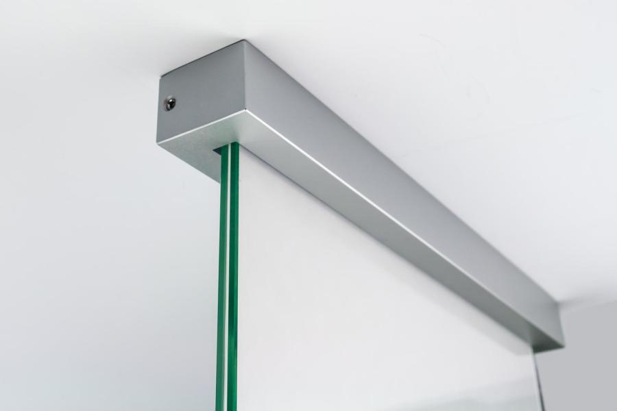 Preview: VISIGN/VIGO Deckenfahne 198  x 170 mm aus Glas und Aluminiumhalterung