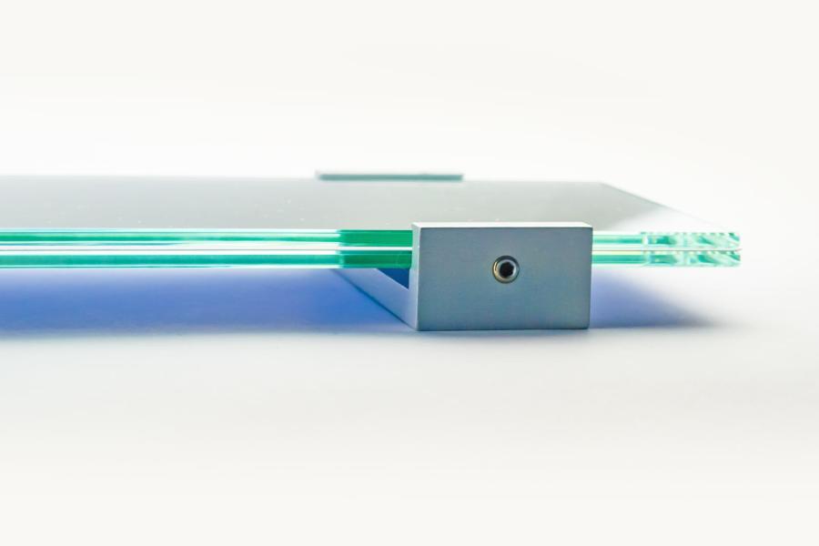 VIGO Wandschild 595 x 106 mm indoor aus Glas und Aluminiumhalterung