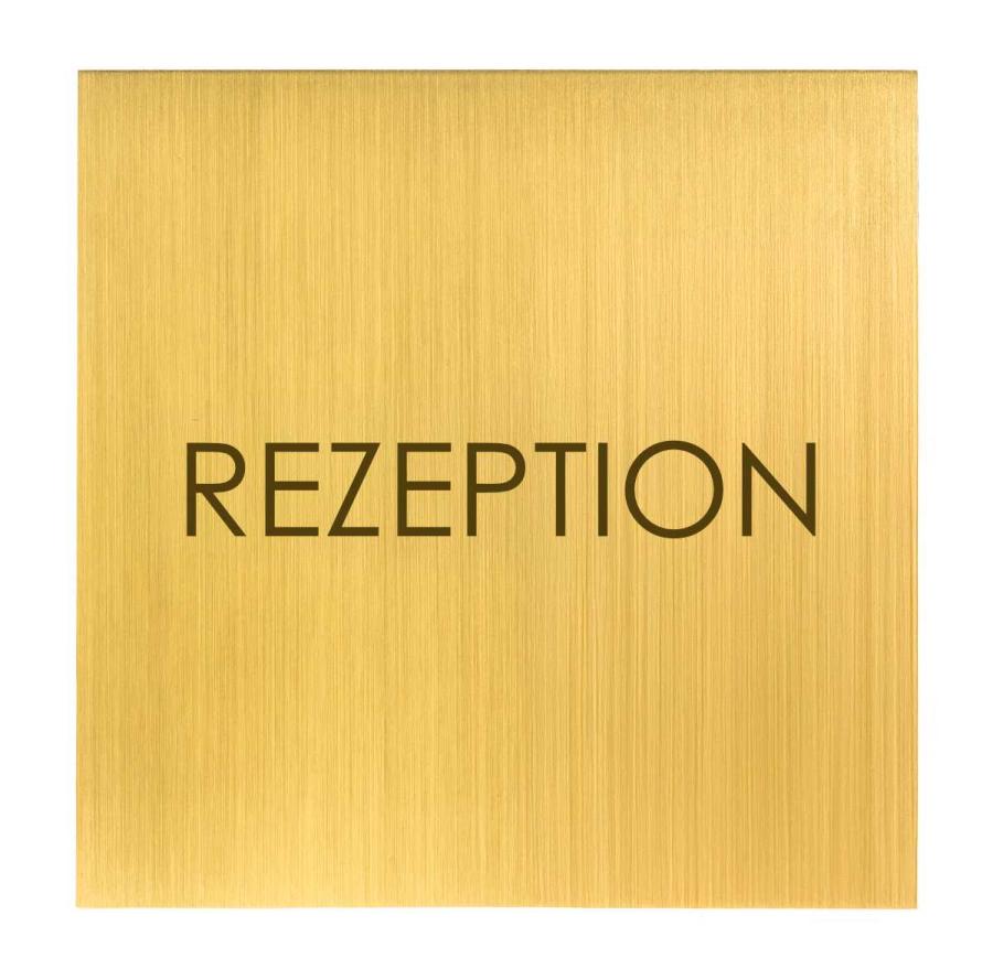 Türschild aus Messing fein geschliffen für Hotels, Chalets, Firmengebäude oder stilvolle Privathäuser.