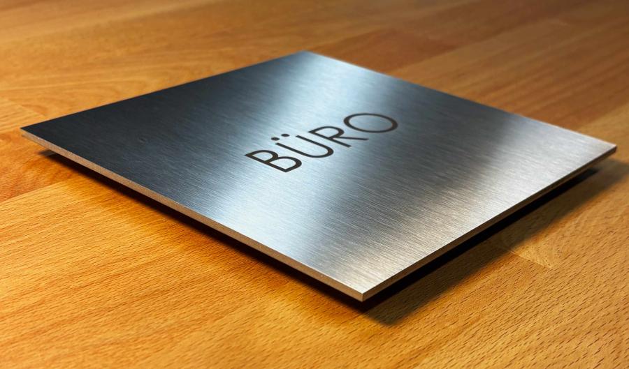 Preview: Türschild | Edelstahl | VINOX | 160 x 160 mm | mit Ihrem Wunschtext