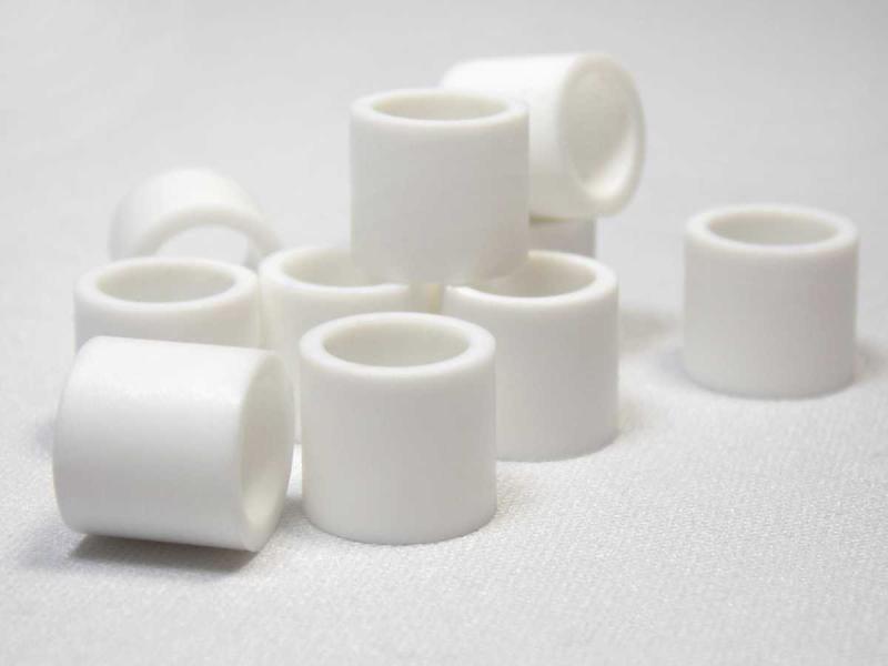 Abstandhalter weiß aus Plastik