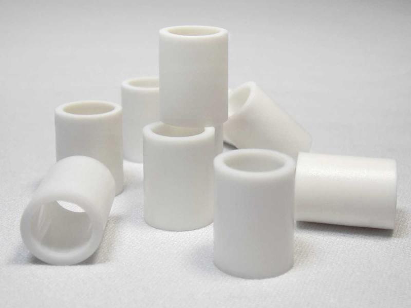 Abstandhalter weiß aus Kunststoff