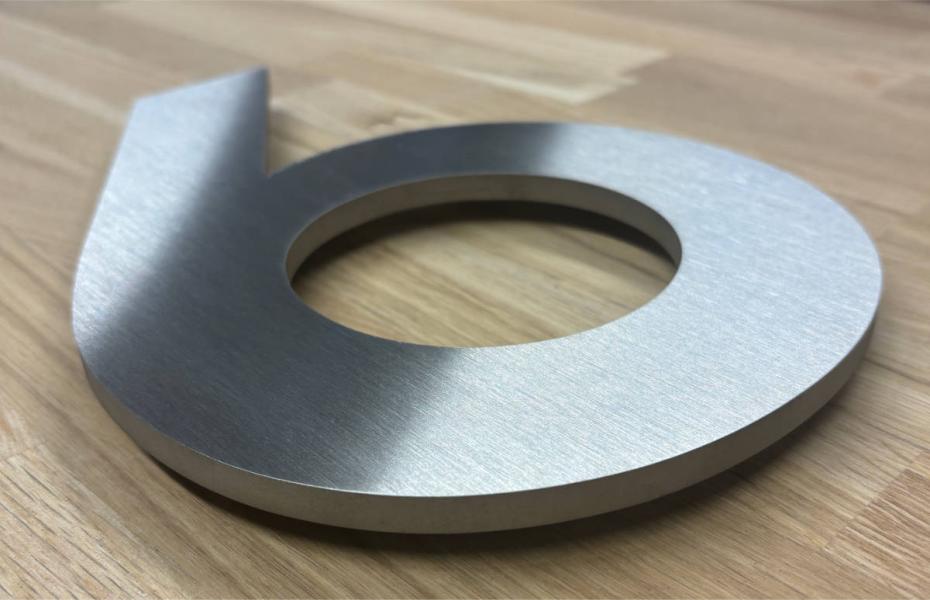 Hausnummer Edelstahl 8 mm massiv