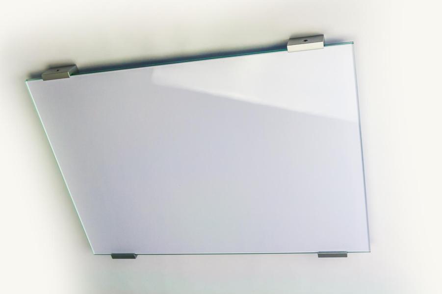 Deckend weiße Folienbeschriftung für VIGO-Glasschilder