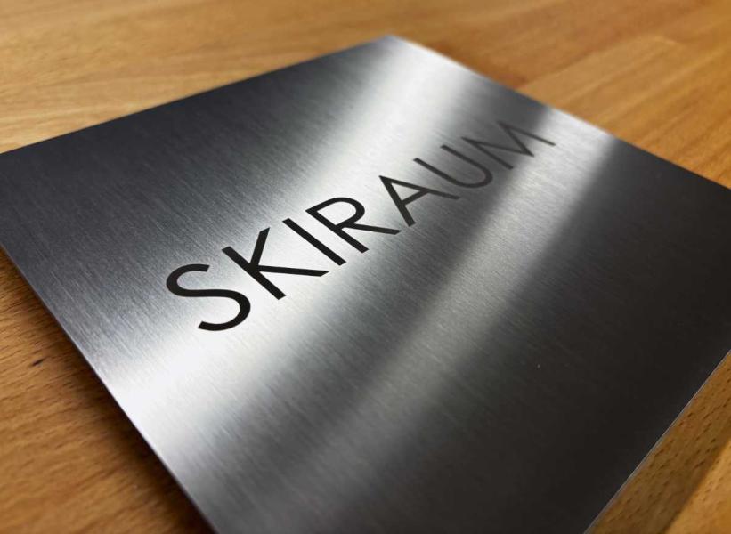 VINOX Türschild aus hochwertigem Edelstahl