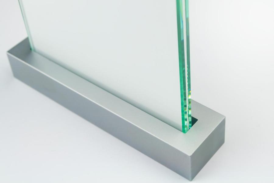 VISIGN Tischaufsteller 106 x 149 mm aus Glas und Aluminiumhalterung